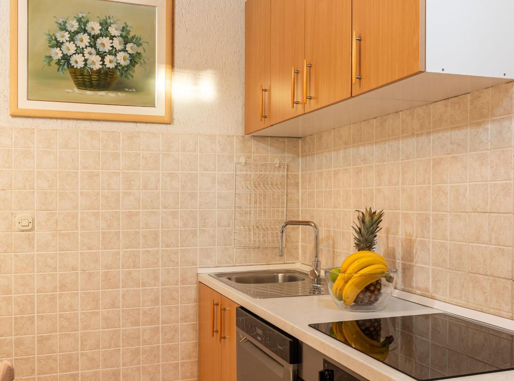 Villa Source With Private Pool Pridvorje Bagian luar foto