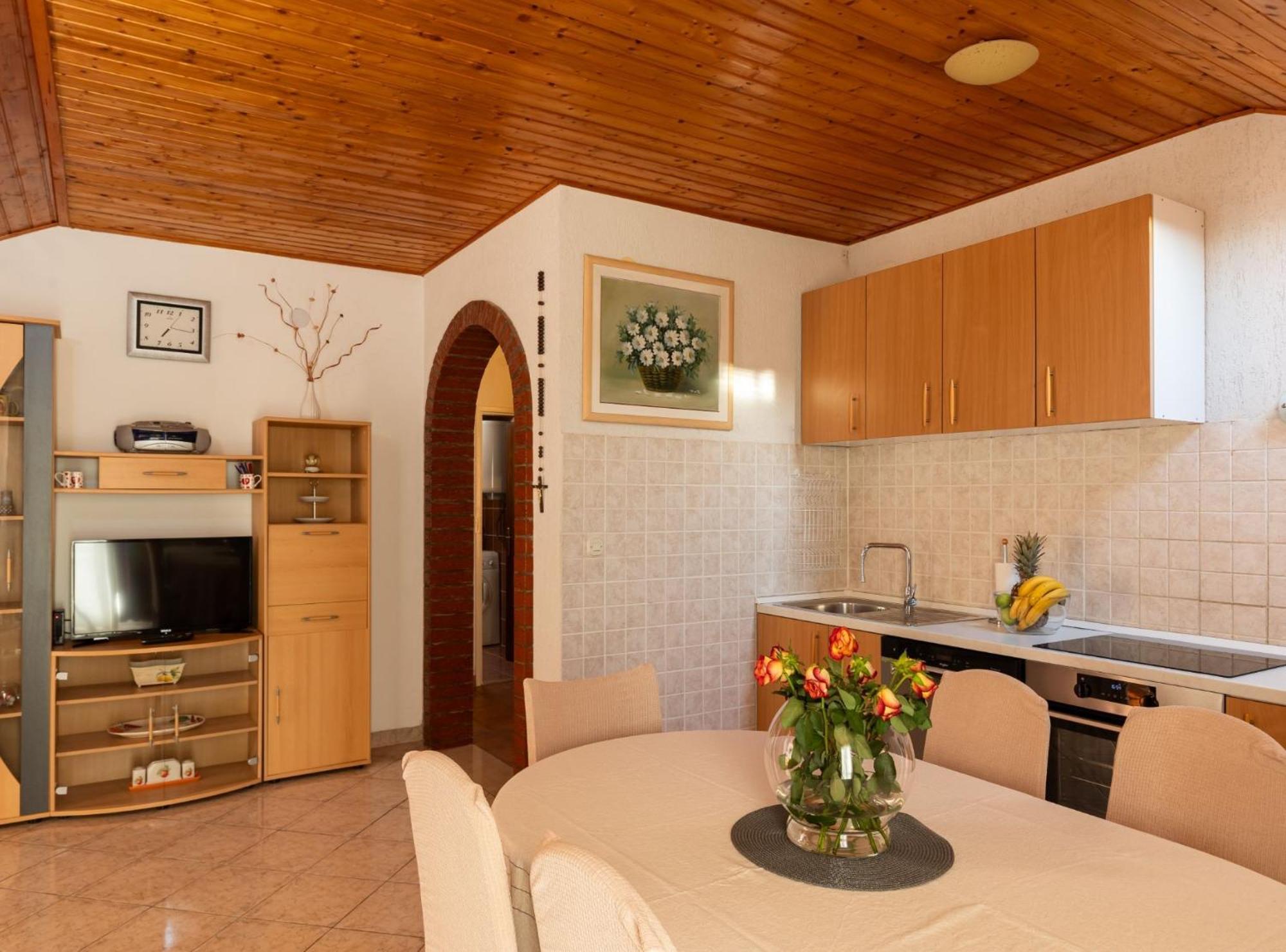 Villa Source With Private Pool Pridvorje Bagian luar foto