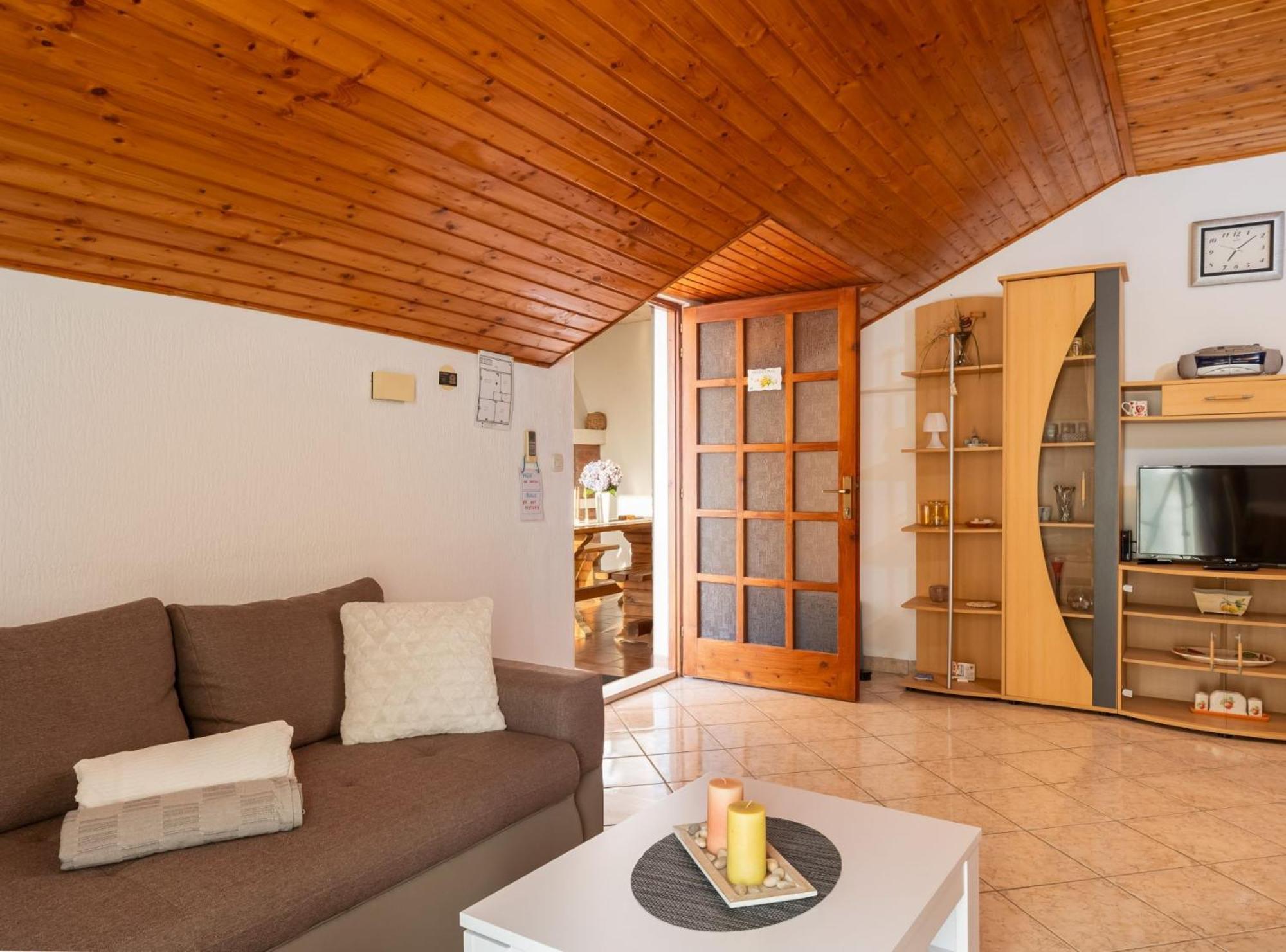 Villa Source With Private Pool Pridvorje Bagian luar foto